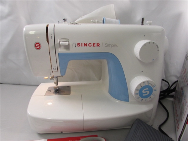 SINGER SIMPLE SEWING MACHINE & SEWING NOTIONS & SUPPLIES