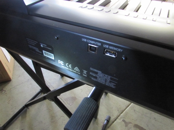 ROLAND FP-30 DIGITAL PIANO W/BENCH & STAND