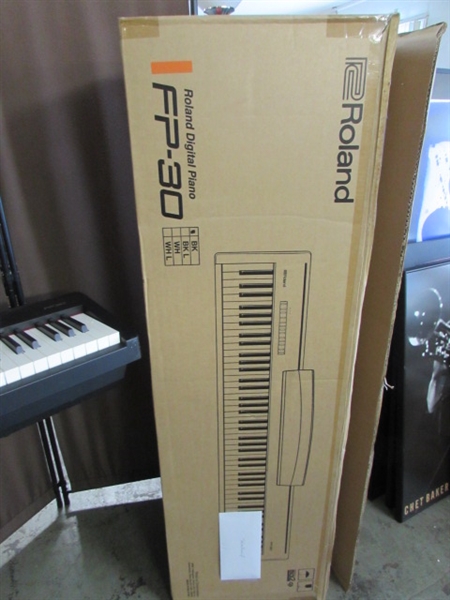 ROLAND FP-30 DIGITAL PIANO W/BENCH & STAND