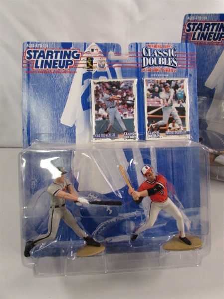 BASEBALL FIGURES & BOBBLE HEADS - NEW