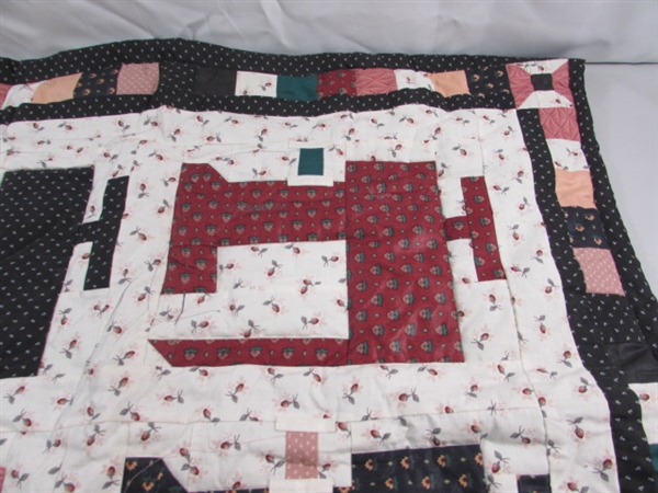 SMALL SINGER SEWING MACHINE WALL QUILT