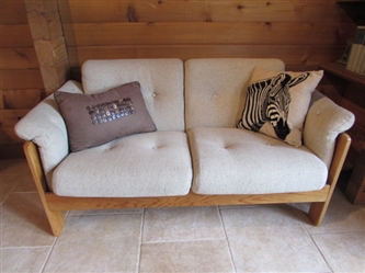 VINTAGE MID CENTURY DANISH TEAK LOVESEAT W/ACCENT PILLOWS