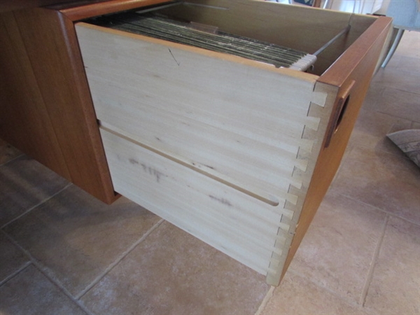 TEAK OFFICE DESK W/DOVETAILED DRAWERS & OFFICE CHAIR