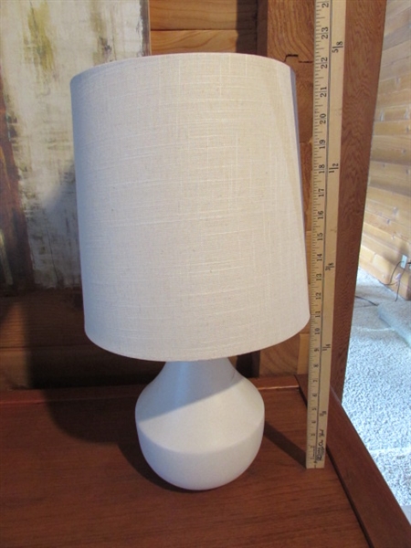 TABLE LAMP, GREETING CARDS & OFFICE SUPPLIES