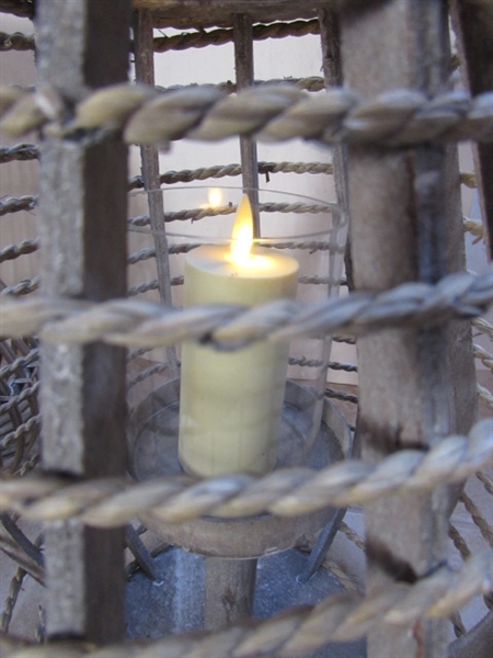 DECOR - WOOD VESSELS W/FLAMELESS CANDLES