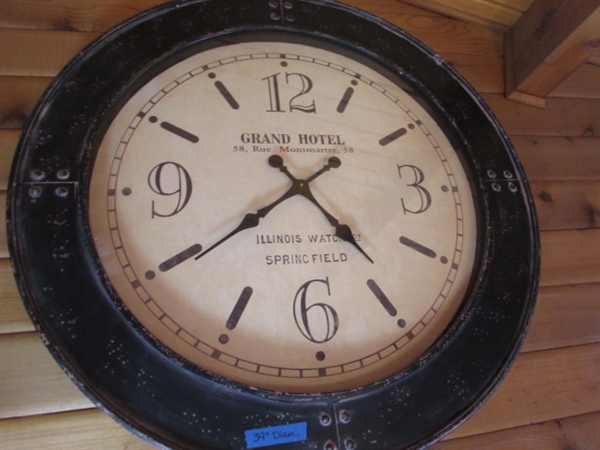 39 GRAND HOTEL WALL CLOCK