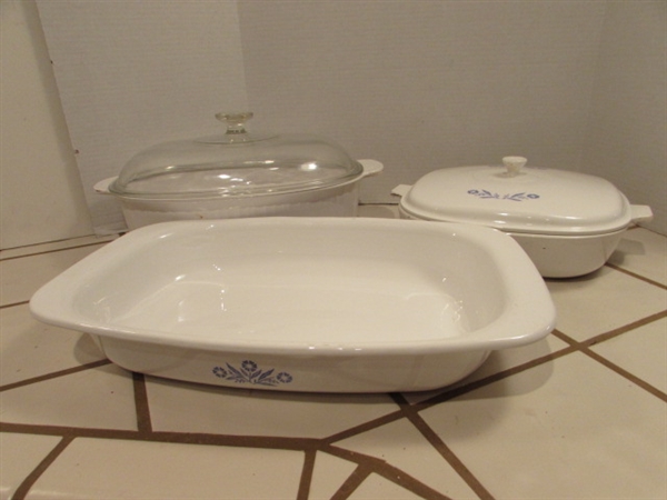 CORNING WARE BLUE CORNFLOWER CASSEROLES & CORELLE COVERED CASSEROLE