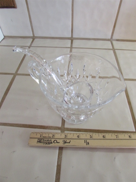 CRYSTAL & CLEAR GLASS DISHWARE & MORE