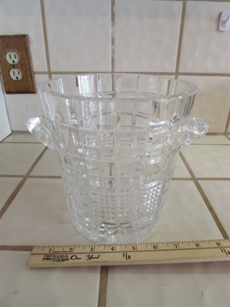 CRYSTAL & CLEAR GLASS DISHWARE & MORE