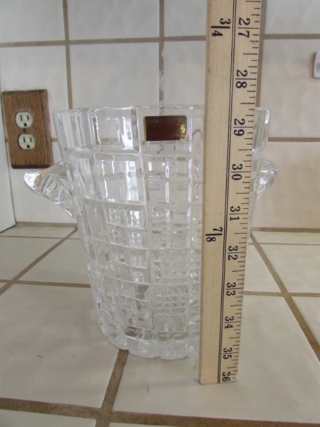 CRYSTAL & CLEAR GLASS DISHWARE & MORE