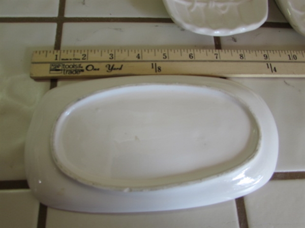 WHITE SERVING DISHES