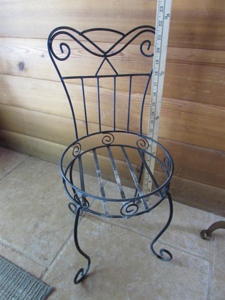 CHAIR PLANT STAND & VINTAGE FOLDING CHAIR WITH STONE SEAT