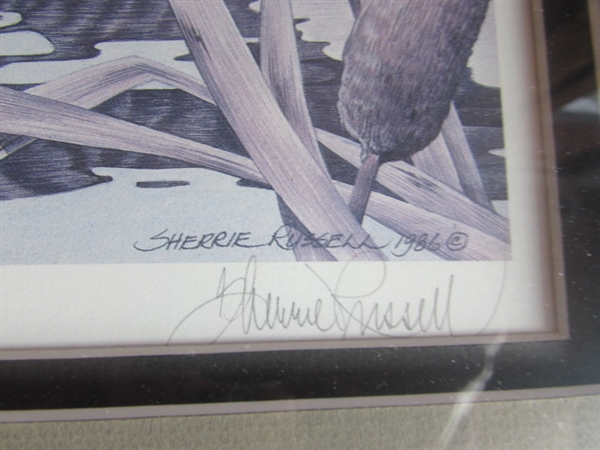 SHERRIE RUSSELL FRAMED PRINT CACKLING CANADA GOOSE - EXECUTIVE EDITION 197/200 - SIGNED & NUMBERED W/COA