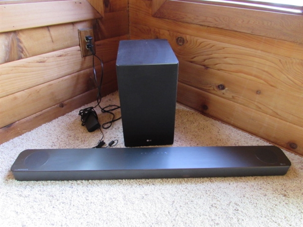 LG SOUNDBAR & SUBWOOFER