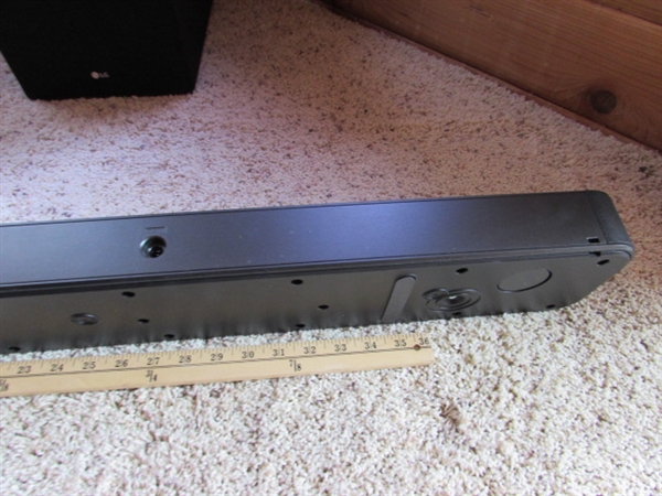 LG SOUNDBAR & SUBWOOFER