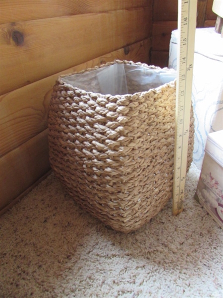 BASKETS, BOX, STOOLS, LAMP & DECOR