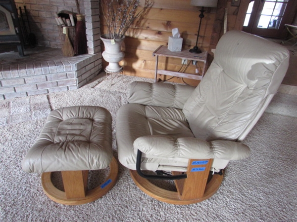 STRESSLESS CHAIR W/FOOTSTOOL