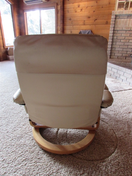 STRESSLESS CHAIR W/FOOTSTOOL