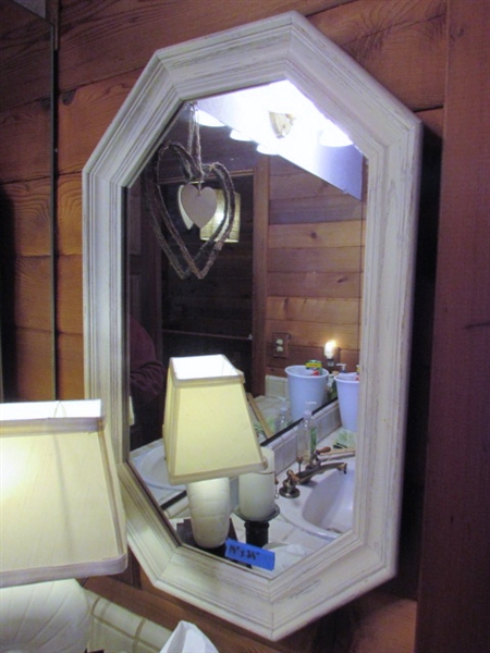 SMALL LAMP, WALL MIRROR & DECOR