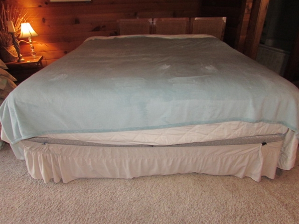 KING SIZE BEDSPREAD, BLANKET, PILLOWS W/CASES & SHAMS