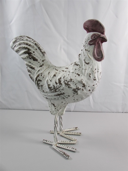 METAL ROOSTER STATUE - GARDEN ART