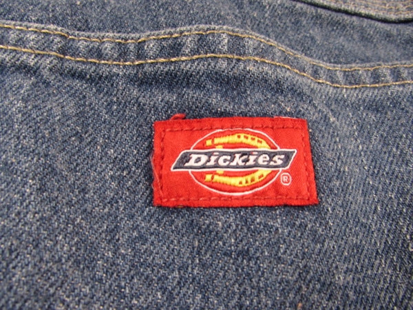 MEN'S DICKIES & LEVIS JEANS SIZE 32X32