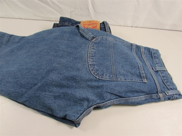 MEN'S DICKIES & LEVIS JEANS SIZE 32X32