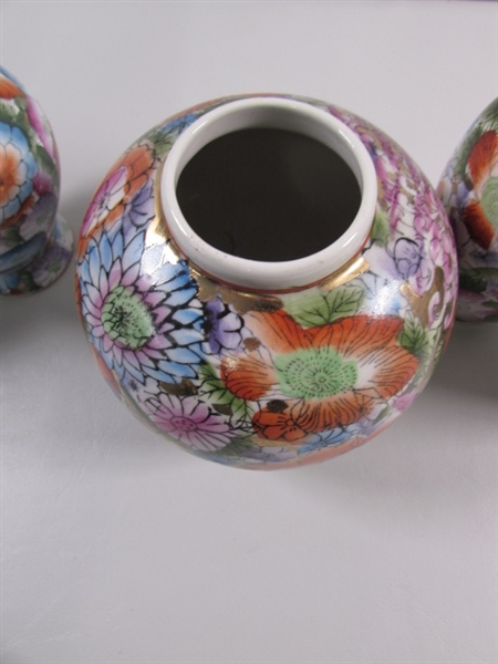 ASIAN PORCELAIN, VASES & LIDDED POTS