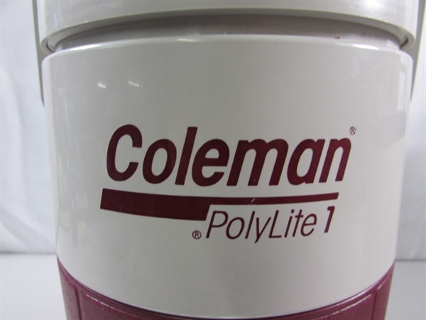 COLEMAN INSULATED 1-GALLON DRINK CONTAINER & PERSONAL COOLER