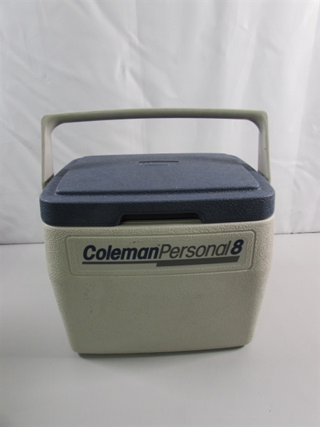 COLEMAN INSULATED 1-GALLON DRINK CONTAINER & PERSONAL COOLER