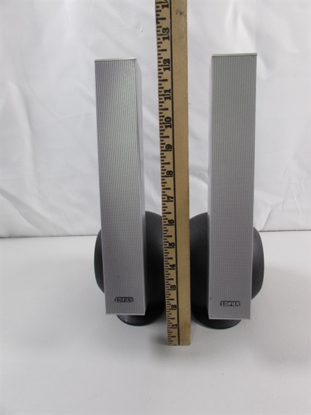 EDIFIER MULTIMEDIA SPEAKERS (UNTESTED)