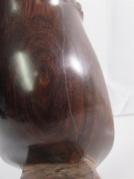 CARVED IRONWOOD OWL STATUE