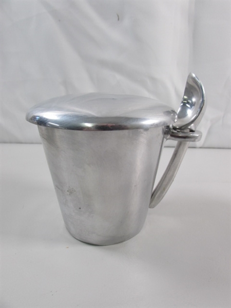 HANDWOVEN MUG RUGS, STAINLESS MUGS & ICE BUCKET & ALUMINUM LIDDED BUCKET W/LID & SCOOP