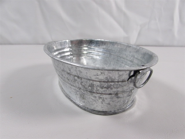 HANDWOVEN MUG RUGS, STAINLESS MUGS & ICE BUCKET & ALUMINUM LIDDED BUCKET W/LID & SCOOP