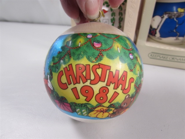 COLLECTION OF 1980'S PEANUTS CHRISTMAS ORNAMENTS