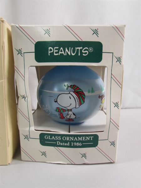 COLLECTION OF 1980'S PEANUTS CHRISTMAS ORNAMENTS