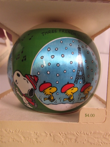 COLLECTION OF 1980'S PEANUTS CHRISTMAS ORNAMENTS