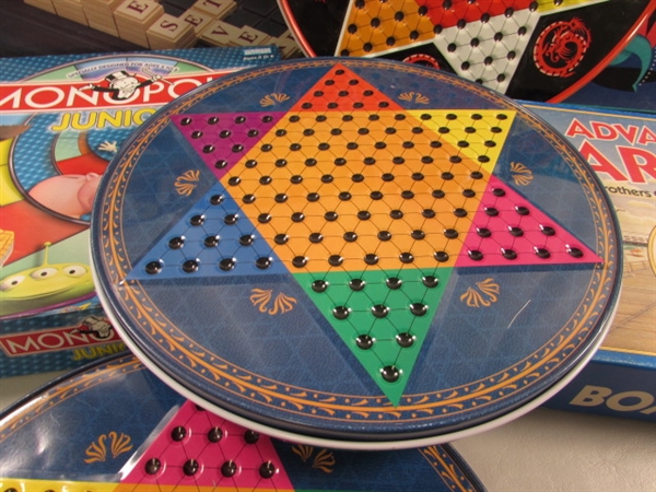 CHINESE CHECKERS & BOARD GAMES