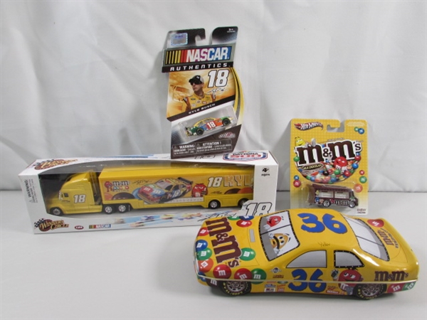 DIE CAST M&M RACING CARS/TRUCK & M&M SMOKIN' GRILL HOTWHEELS CAR & TIN