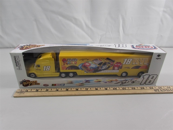 DIE CAST M&M RACING CARS/TRUCK & M&M SMOKIN' GRILL HOTWHEELS CAR & TIN