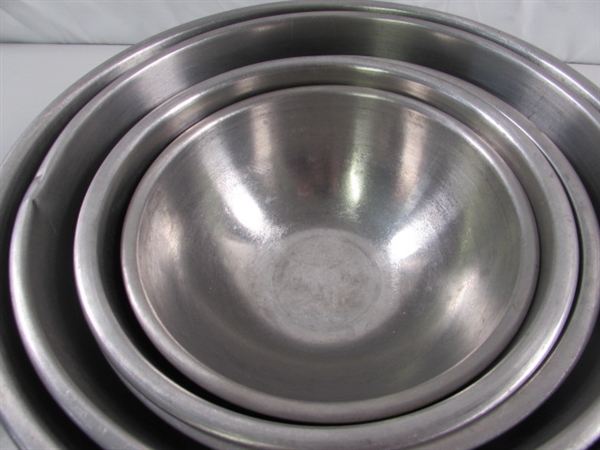 GRADUATED STAINLESS STEEL EKCO MIXING BOWLS 1.5-8 QUART PLUS OTHERS