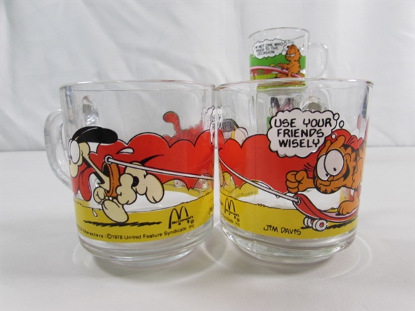 8 - VINTAGE 1978/80 GARFIELD MUGS