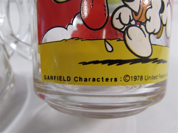 8 - VINTAGE 1978/80 GARFIELD MUGS