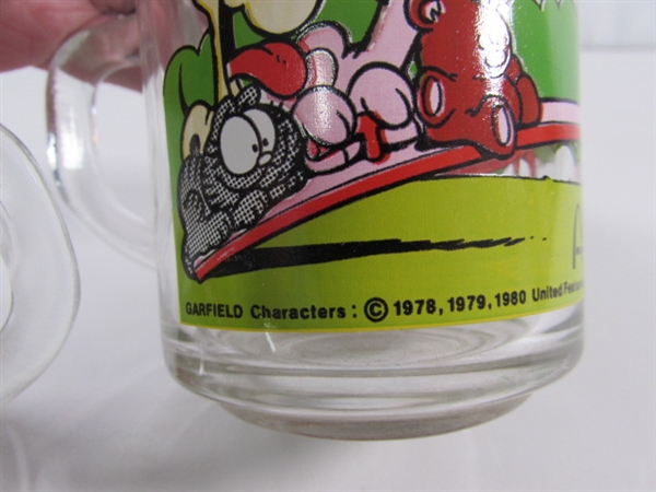 8 - VINTAGE 1978/80 GARFIELD MUGS