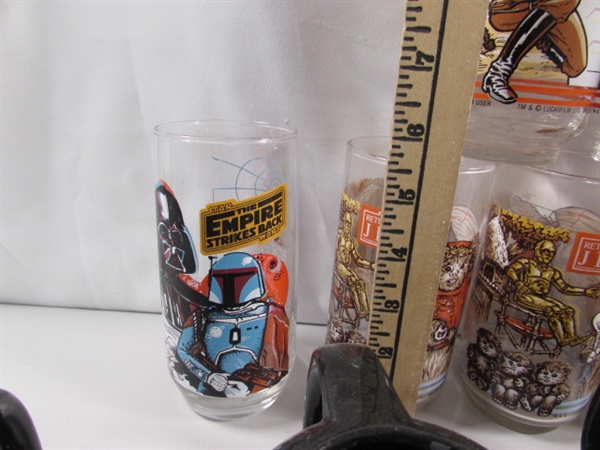 VINTAGE STAR WARS GLASSES & MODERN MUGS