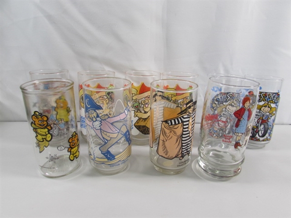 VINTAGE CHARACTER DRINKING GLASSES 1980'S