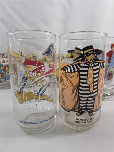 VINTAGE CHARACTER DRINKING GLASSES 1980'S