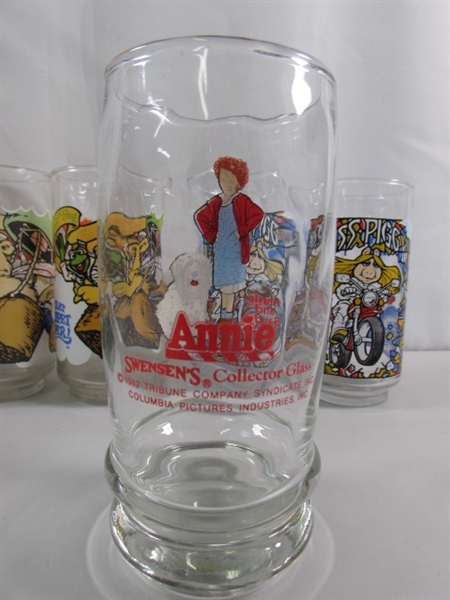 VINTAGE CHARACTER DRINKING GLASSES 1980'S