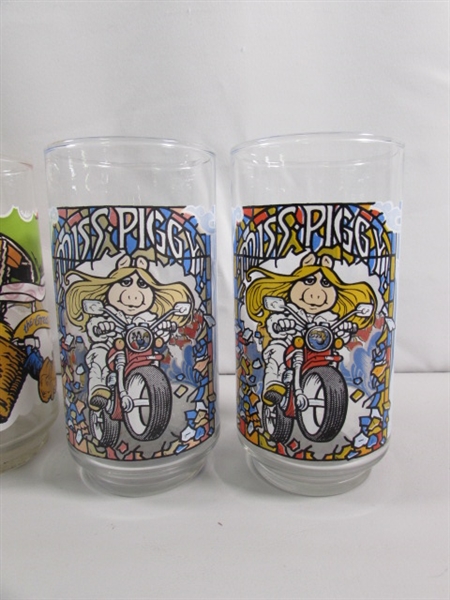 VINTAGE CHARACTER DRINKING GLASSES 1980'S