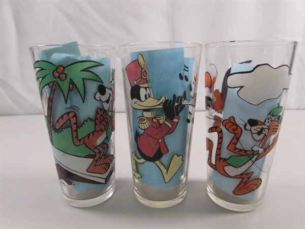 LOONEY TUNES & DINOSAUR GLASSES, JELLY GLASSES & MORE